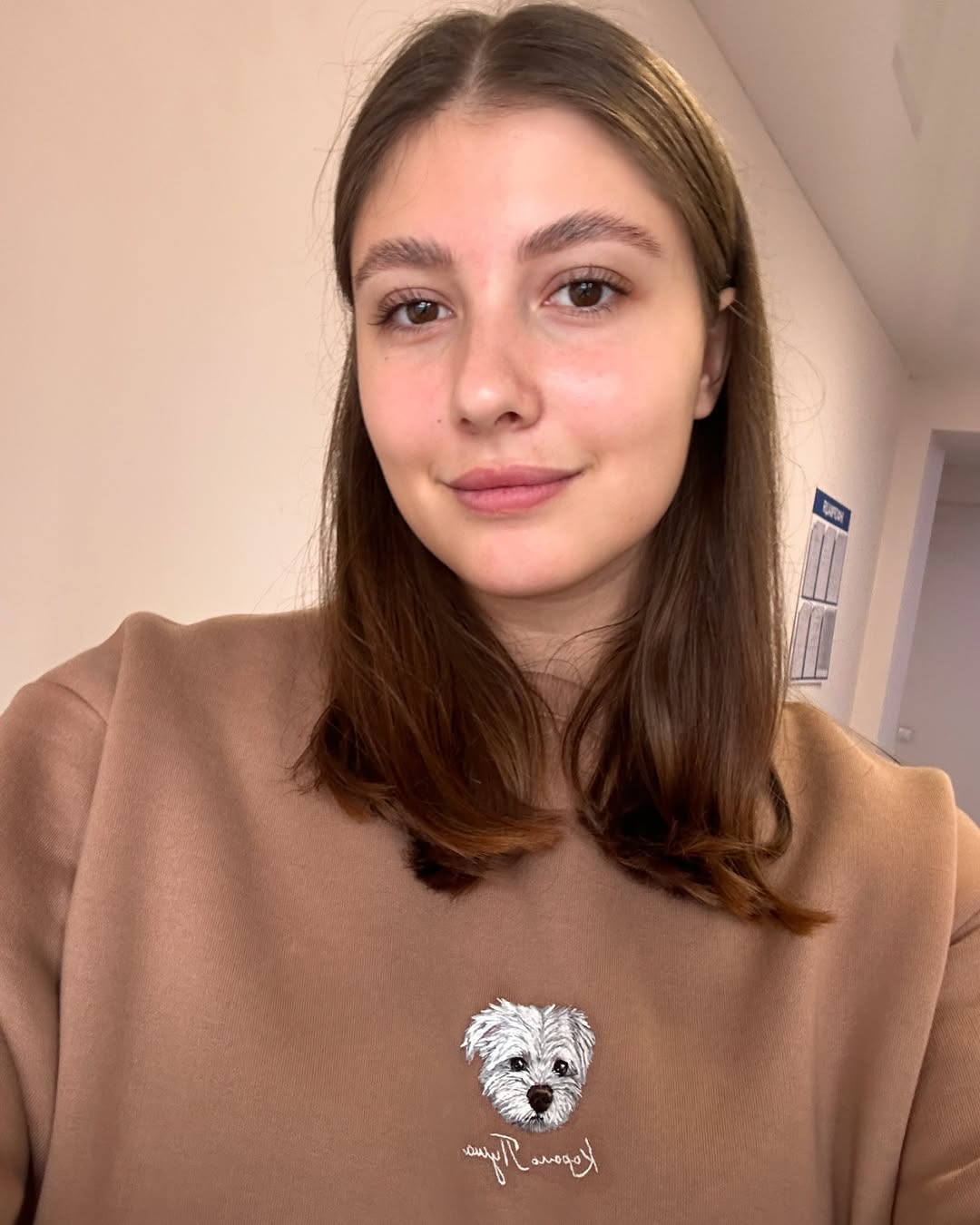 Sweatshirt Embroidered Pet Portrait – Your pet's always with you!